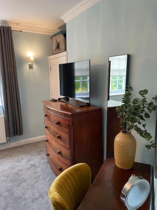 Whitehall, Thomas Turnbull Flat 3 Beautiful Apartment In Georgian House Whitby Exteriör bild