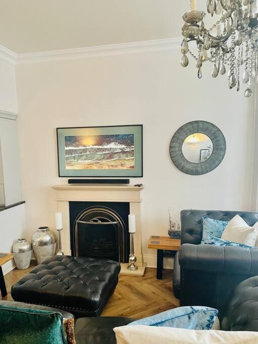 Whitehall, Thomas Turnbull Flat 3 Beautiful Apartment In Georgian House Whitby Exteriör bild